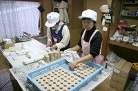 高い浸透力で皮膚の新陳代謝を促す手作り海苔や馬の油石鹸